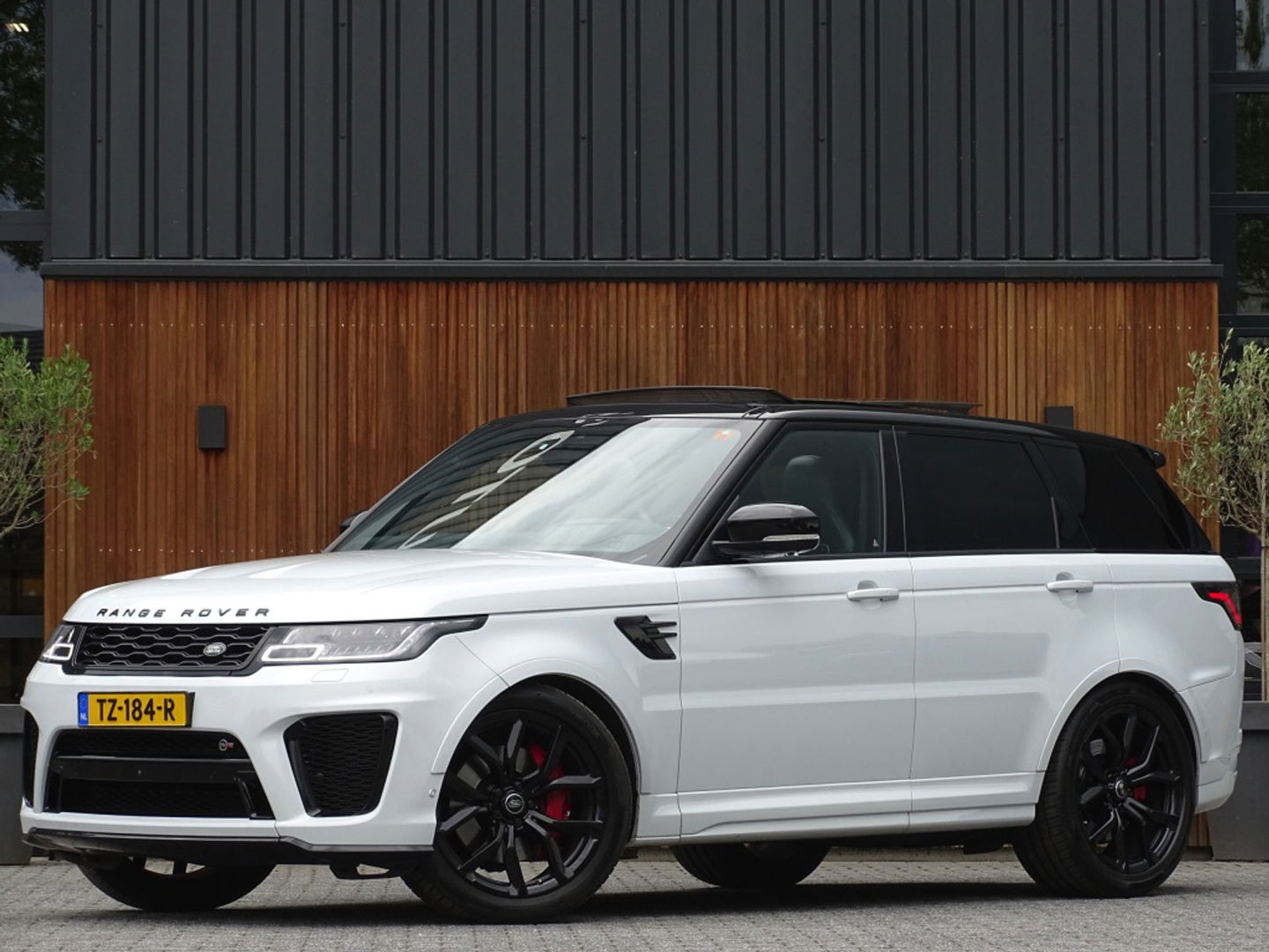 Land Rover Range Rover Sport SVR 5.0 V8 SC 576PK / LED / full option *NAP*