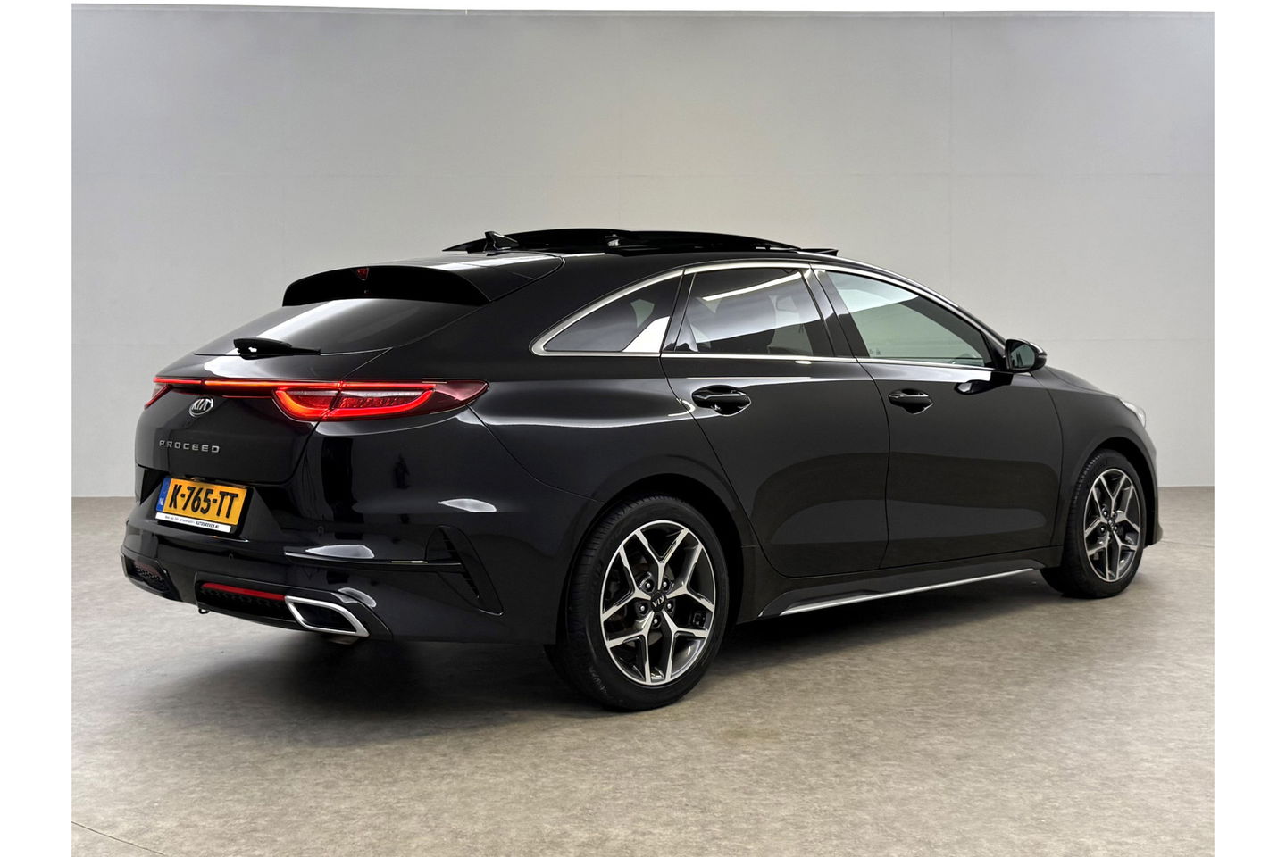 Kia pro_cee'd 1.5 T-GDi MHEV GT-Line 170PK Pano LED Carplay Camera Clima Cruise Navi PDC Trekhaak 17"LMV