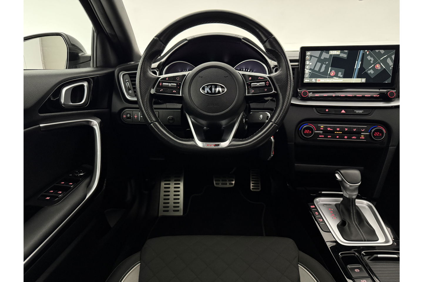 Kia pro_cee'd 1.5 T-GDi MHEV GT-Line 170PK Pano LED Carplay Camera Clima Cruise Navi PDC Trekhaak 17"LMV