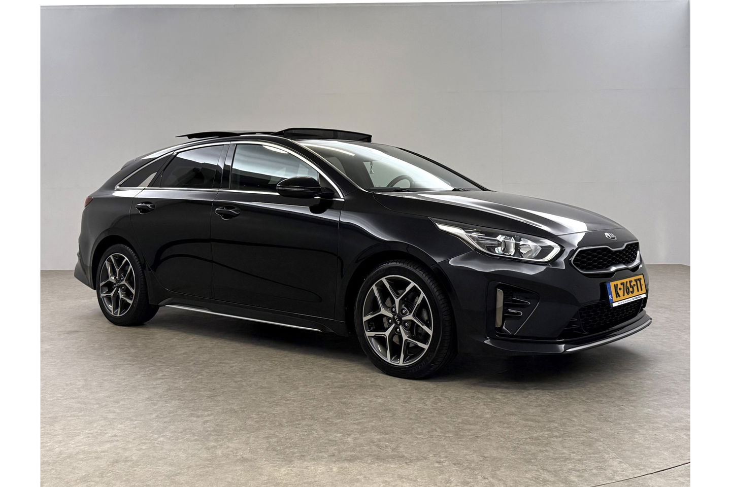 Kia pro_cee'd 1.5 T-GDi MHEV GT-Line 170PK Pano LED Carplay Camera Clima Cruise Navi PDC Trekhaak 17"LMV