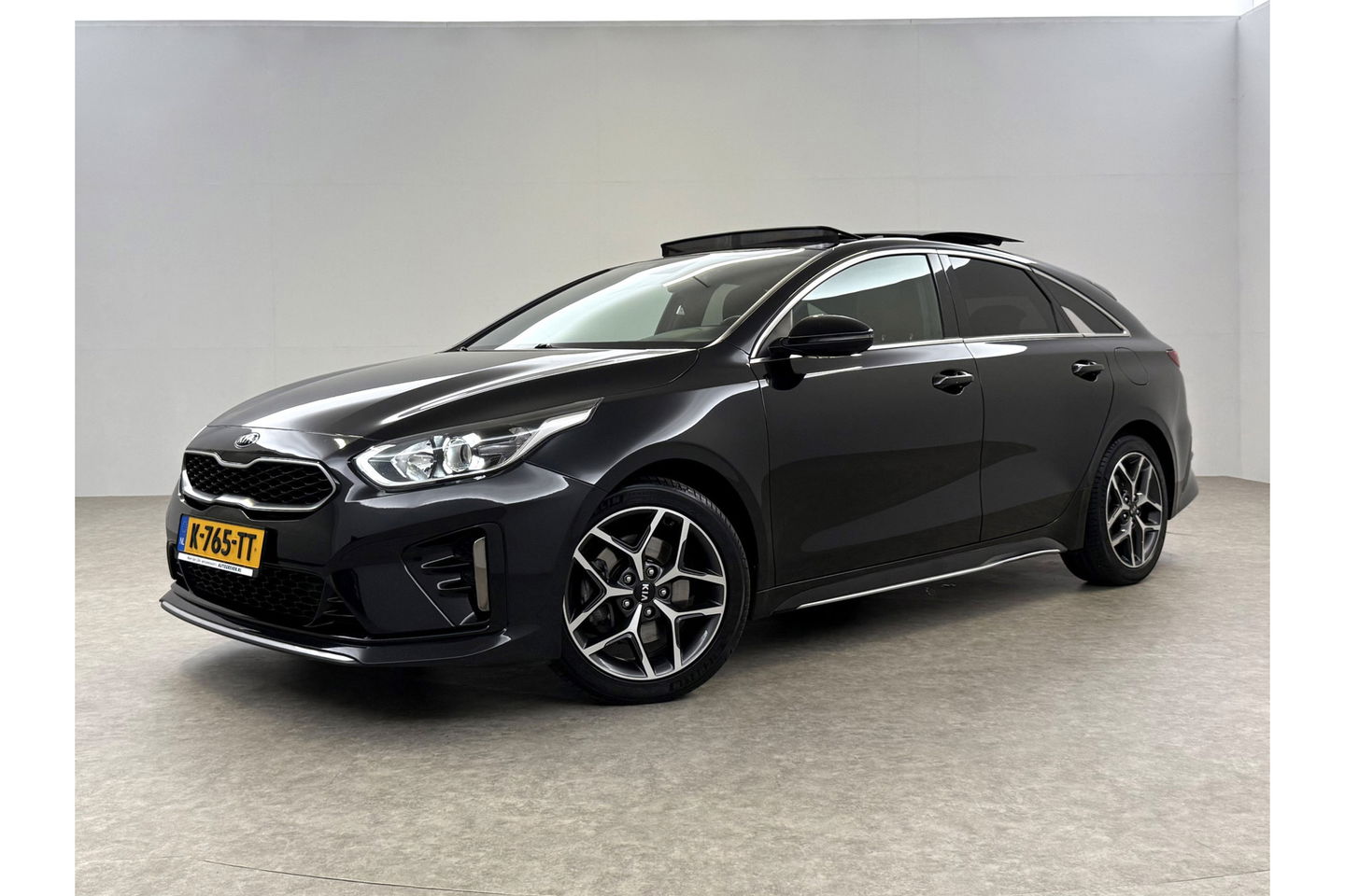 Kia pro_cee'd 1.5 T-GDi MHEV GT-Line 170PK Pano LED Carplay Camera Clima Cruise Navi PDC Trekhaak 17"LMV