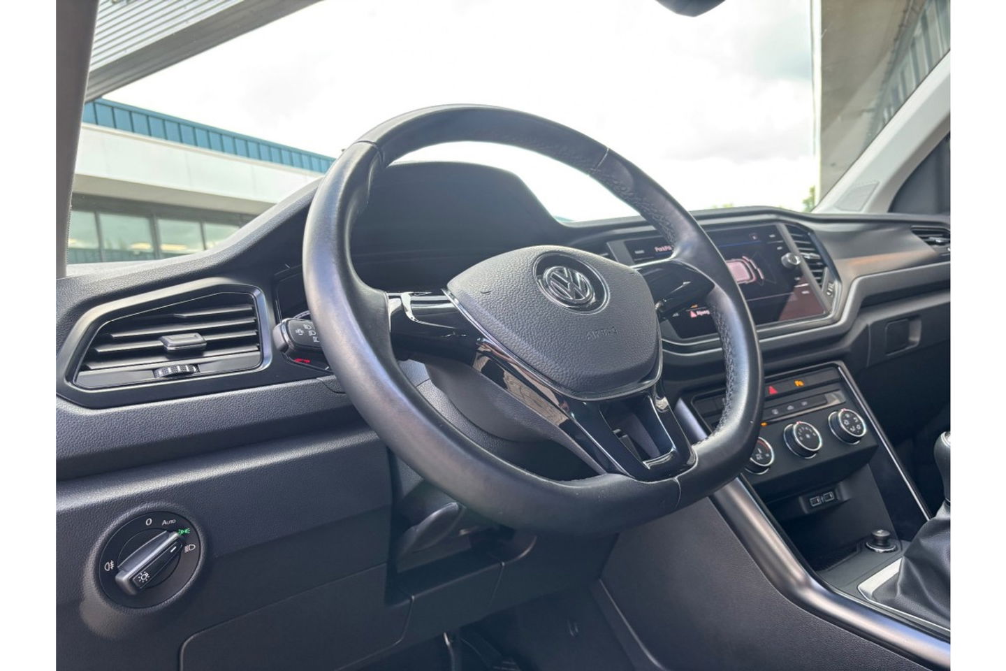 Volkswagen T-Roc 1.0 TSI 115PK STYLE NAVI AIRCO PDC LMV NAVI FULLMAP