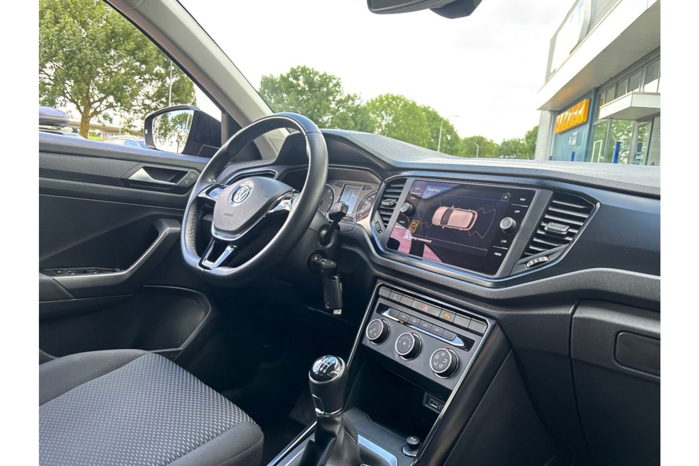 Volkswagen T-Roc 1.0 TSI 115PK STYLE NAVI AIRCO PDC LMV NAVI FULLMAP