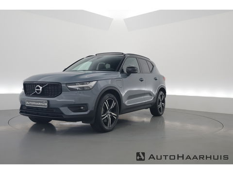 Volvo XC40 1.5 T5 Recharge R-Design | Pano | Elek. trekhaak | Adapt. Cruise | Stoel- Stuurverw. | Camera