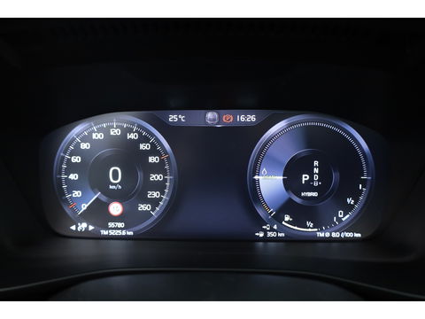 Volvo XC40 1.5 T5 Recharge R-Design | Pano | Elek. trekhaak | Adapt. Cruise | Stoel- Stuurverw. | Camera