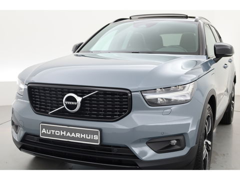 Volvo XC40 1.5 T5 Recharge R-Design | Pano | Elek. trekhaak | Adapt. Cruise | Stoel- Stuurverw. | Camera