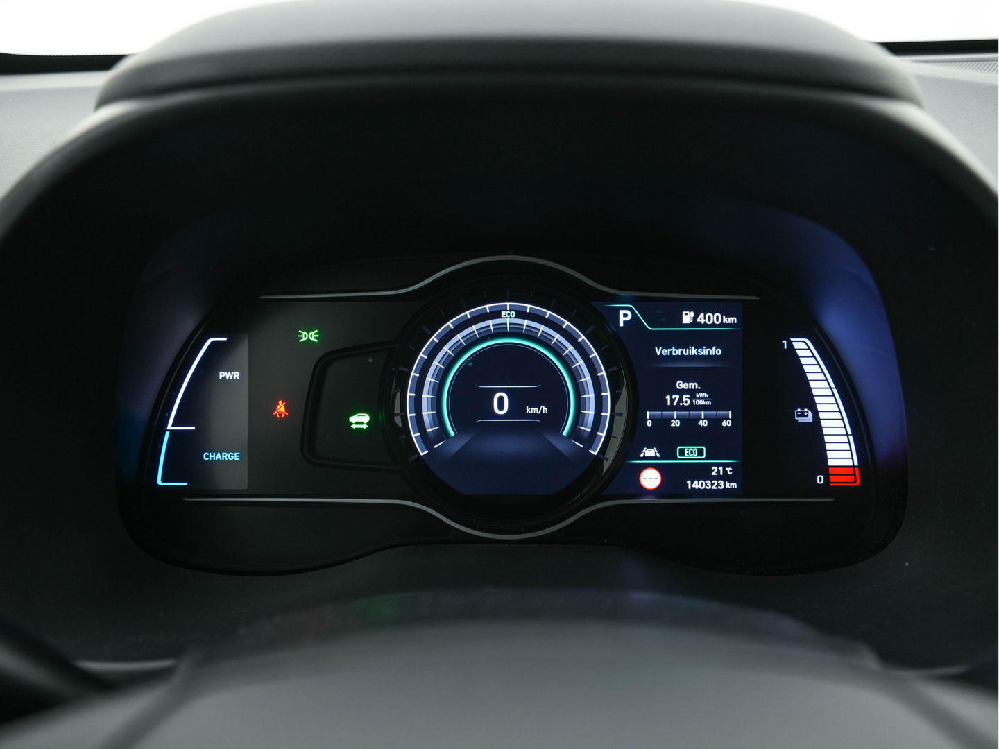 Hyundai KONA EV Premium 64 kWh (INCL-BTW) *FULL-LEATHER | HEAD-UP | FULL-LED | NAVI-FULLMAP | DAB | ADAPTIVE-CRUISE | KRELL-AUDIO | KEYLESS | CAMERA | BLIND-SPOT | LANE-ASSIST | DIGI-COCKPIT | COMFORT-SEATS | 17''ALU*