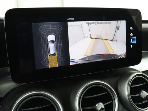 Mercedes-Benz GLC 300e 4Matic AMG Line | Panoramadak | Trekhaak | Stoelverwarming | Carplay | Leder/Alcantara | Keyless | Navigatie