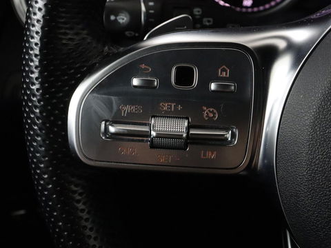 Mercedes-Benz GLC 300e 4Matic AMG Line | Panoramadak | Trekhaak | Stoelverwarming | Carplay | Leder/Alcantara | Keyless | Navigatie