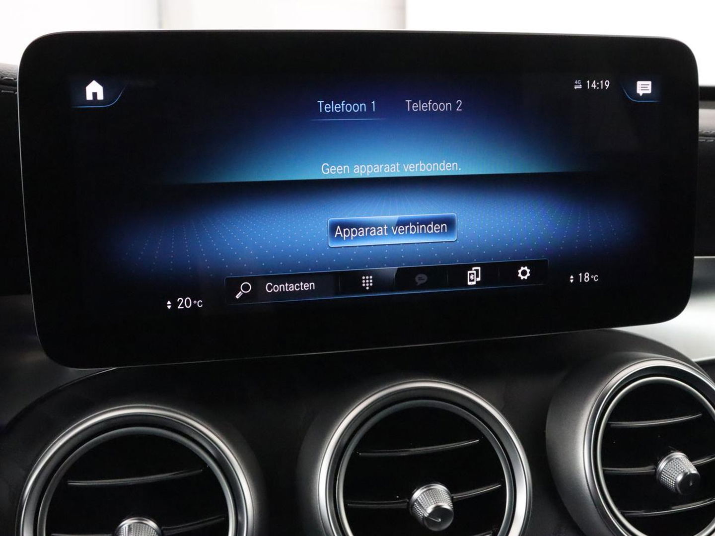 Mercedes-Benz GLC 300e 4Matic AMG Line | Panoramadak | Trekhaak | Stoelverwarming | Carplay | Leder/Alcantara | Keyless | Navigatie