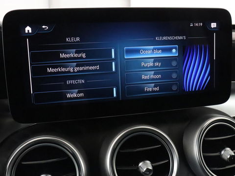Mercedes-Benz GLC 300e 4Matic AMG Line | Panoramadak | Trekhaak | Stoelverwarming | Carplay | Leder/Alcantara | Keyless | Navigatie
