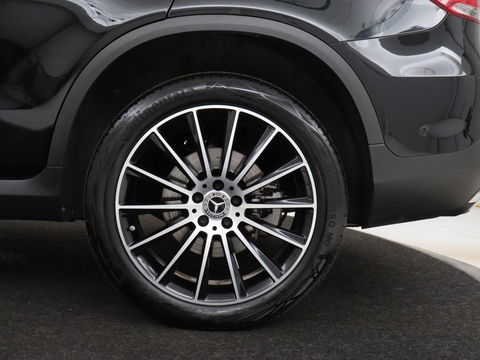 Mercedes-Benz GLC 300e 4Matic AMG Line | Panoramadak | Trekhaak | Stoelverwarming | Carplay | Leder/Alcantara | Keyless | Navigatie