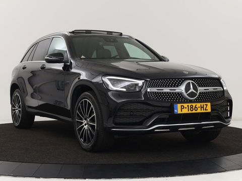Mercedes-Benz GLC 300e 4Matic AMG Line | Panoramadak | Trekhaak | Stoelverwarming | Carplay | Leder/Alcantara | Keyless | Navigatie