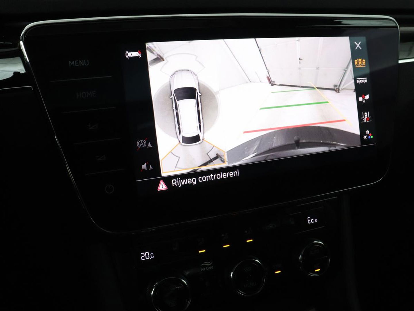 Škoda Superb 1.4 TSI iV Laurin & Klement | Panoramadak | Stoelventilatie | Trekhaak | Leder | Adaptive cruise | Virtual Cockpit | 360 Camera | Carplay | Full LED | Navigatie | Achterbankverwarming