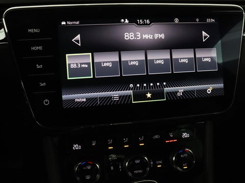 Škoda Superb 1.4 TSI iV Laurin & Klement | Panoramadak | Stoelventilatie | Trekhaak | Leder | Adaptive cruise | Virtual Cockpit | 360 Camera | Carplay | Full LED | Navigatie | Achterbankverwarming