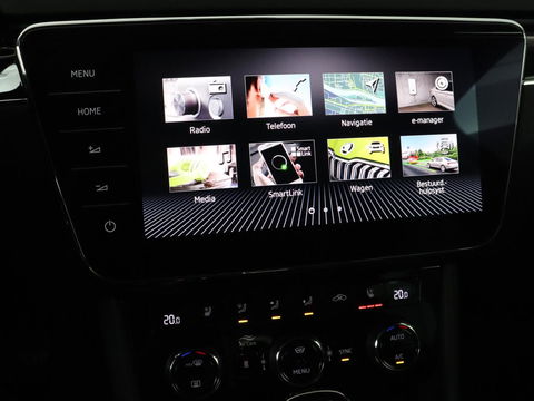 Škoda Superb 1.4 TSI iV Laurin & Klement | Panoramadak | Stoelventilatie | Trekhaak | Leder | Adaptive cruise | Virtual Cockpit | 360 Camera | Carplay | Full LED | Navigatie | Achterbankverwarming