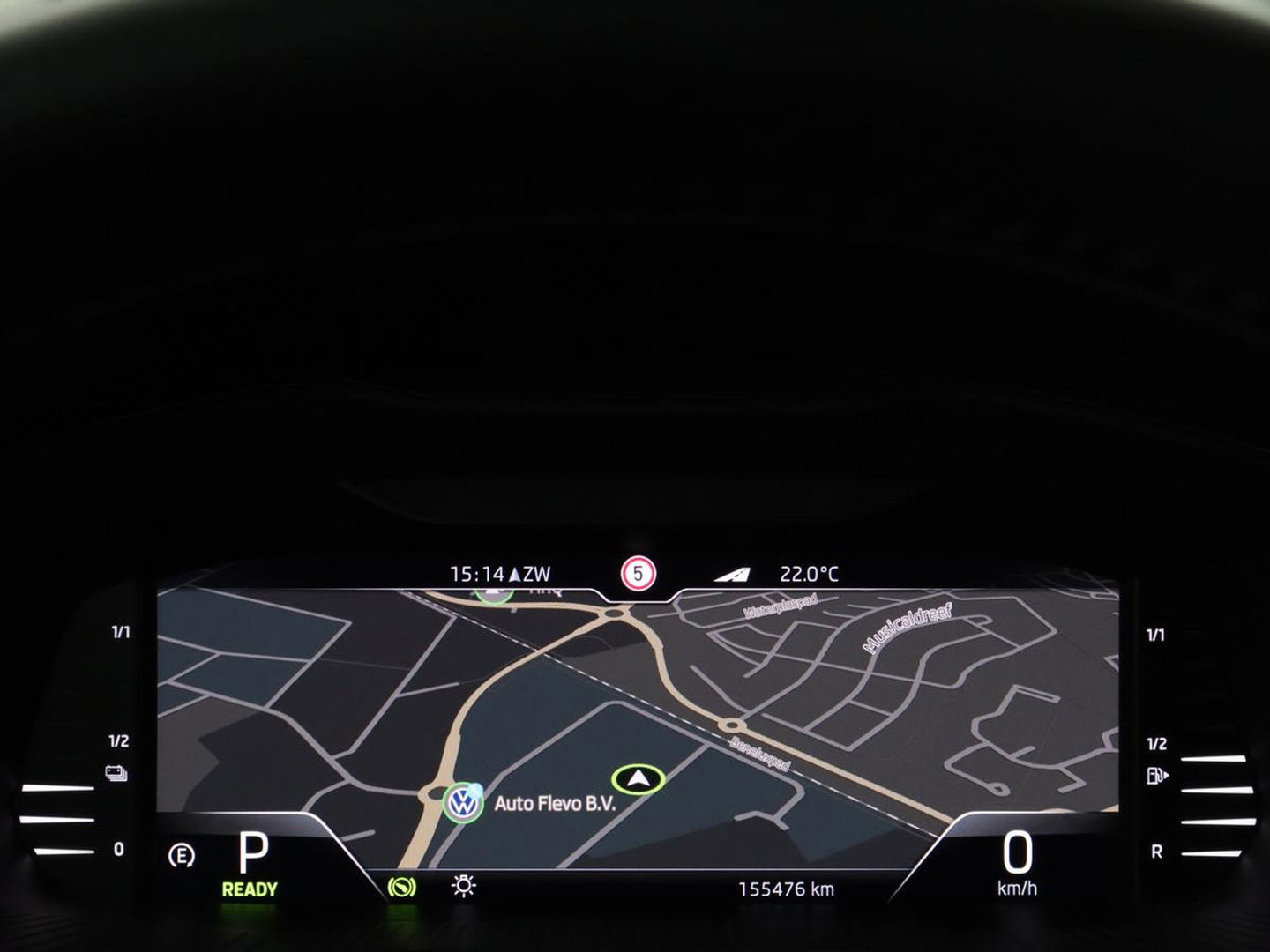 Škoda Superb 1.4 TSI iV Laurin & Klement | Panoramadak | Stoelventilatie | Trekhaak | Leder | Adaptive cruise | Virtual Cockpit | 360 Camera | Carplay | Full LED | Navigatie | Achterbankverwarming