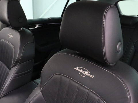 Škoda Superb 1.4 TSI iV Laurin & Klement | Panoramadak | Stoelventilatie | Trekhaak | Leder | Adaptive cruise | Virtual Cockpit | 360 Camera | Carplay | Full LED | Navigatie | Achterbankverwarming
