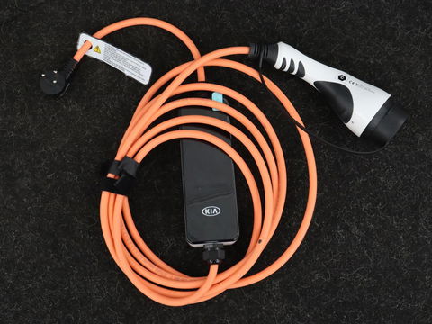 Kia Xceed 1.6 GDi PHEV DynamicPlusLine | Stoel & stuurverwarming | Adaptive cruise | Camera | Carplay | Half leder | Navigatie | Digital Cockpit | Full LED | Keyless