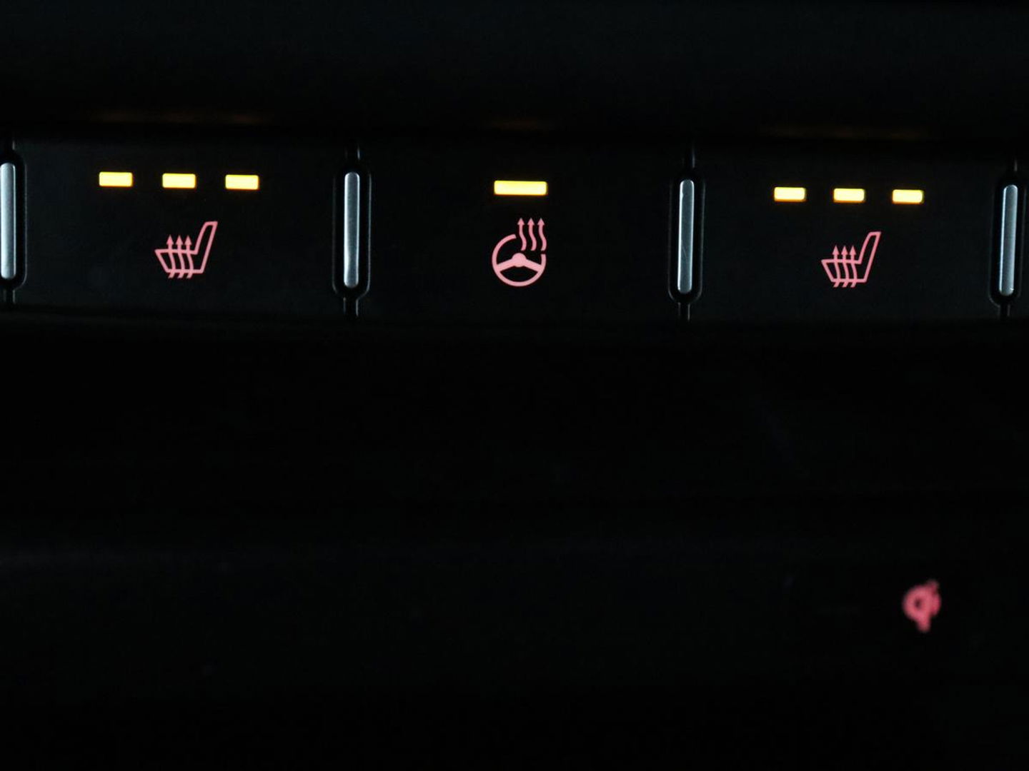 Kia Xceed 1.6 GDi PHEV DynamicPlusLine | Stoel & stuurverwarming | Adaptive cruise | Camera | Carplay | Half leder | Navigatie | Digital Cockpit | Full LED | Keyless