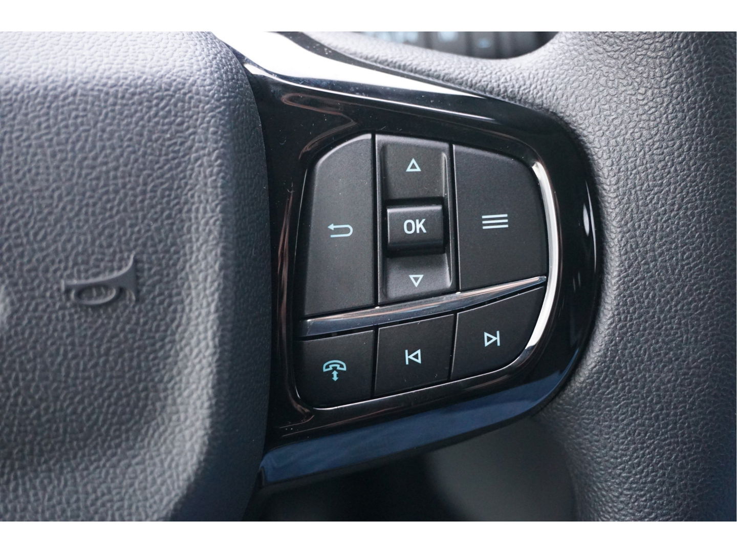 Ford Transit Custom 300L 170PK Trend AUT BPM VRIJ!! 13" Sync Apple CP/Android A, Camera!! NR. 405
