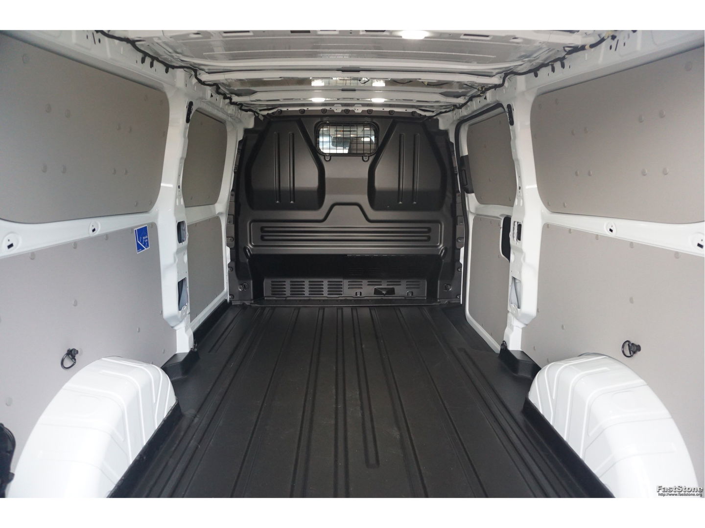 Ford Transit Custom 300L 170PK Trend AUT BPM VRIJ!! 13" Sync Apple CP/Android A, Camera!! NR. 405