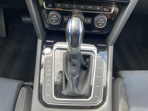 Volkswagen Passat Variant 1.4 TSI GTE Highline Navi Led-Xenon Pdc Trekhaak