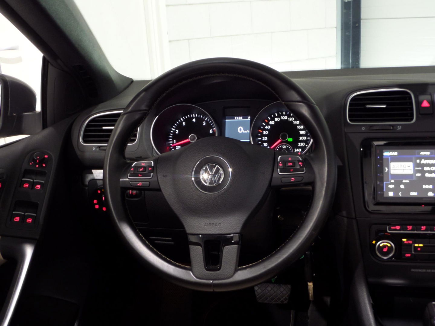 Volkswagen GOLF Cabriolet 1.4 TSI DSG Highline "Automaat" Xenon-LED Apple-Carplay Leer Stoelverwarming Camera Trekhaak DAB+