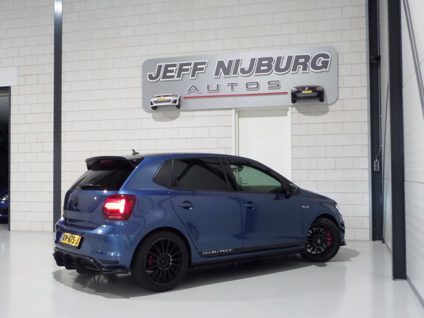 Volkswagen Polo 1.8 TSI GTI Full-LED Apple-Carplay Milltek Maxton OZ-velgen Big brake kit Stoelverwarming Dynaudio