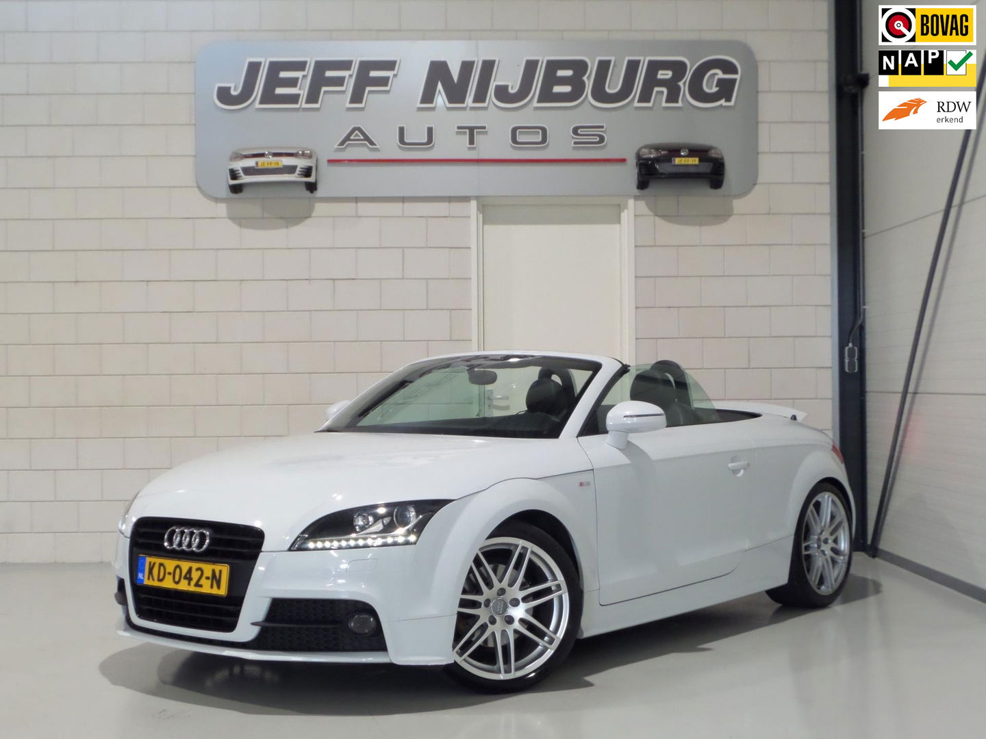 Audi TT Roadster 1.8 TFSI Advance Sport "Nieuwe ketting" "Automaat" 2x S-Line Xenon-LED Leder-Alcantara Stoelverwarming Navigatie