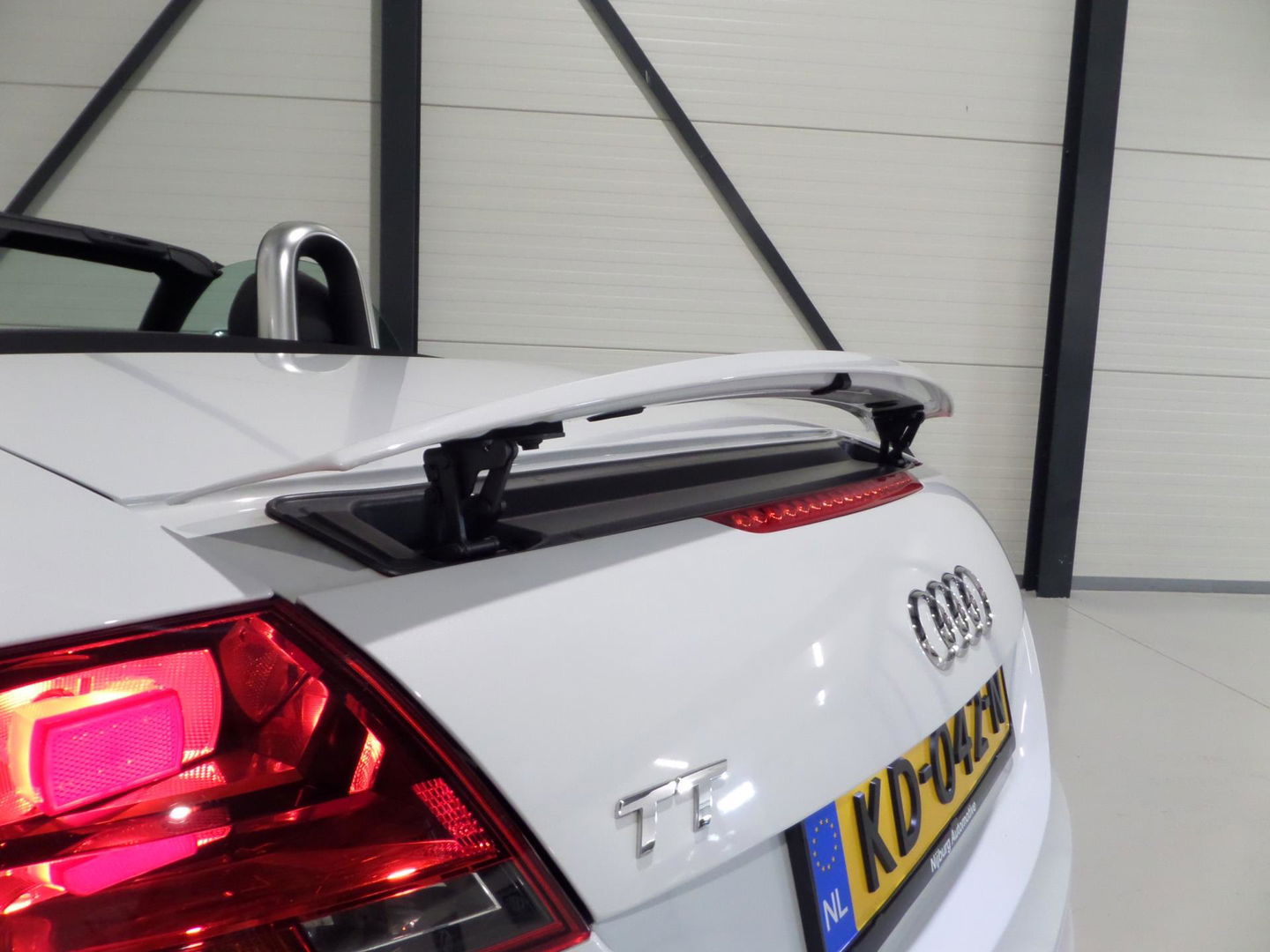 Audi TT Roadster 1.8 TFSI Advance Sport "Nieuwe ketting" "Automaat" 2x S-Line Xenon-LED Leder-Alcantara Stoelverwarming Navigatie