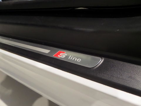 Audi TT Roadster 1.8 TFSI Advance Sport "Nieuwe ketting" "Automaat" 2x S-Line Xenon-LED Leder-Alcantara Stoelverwarming Navigatie