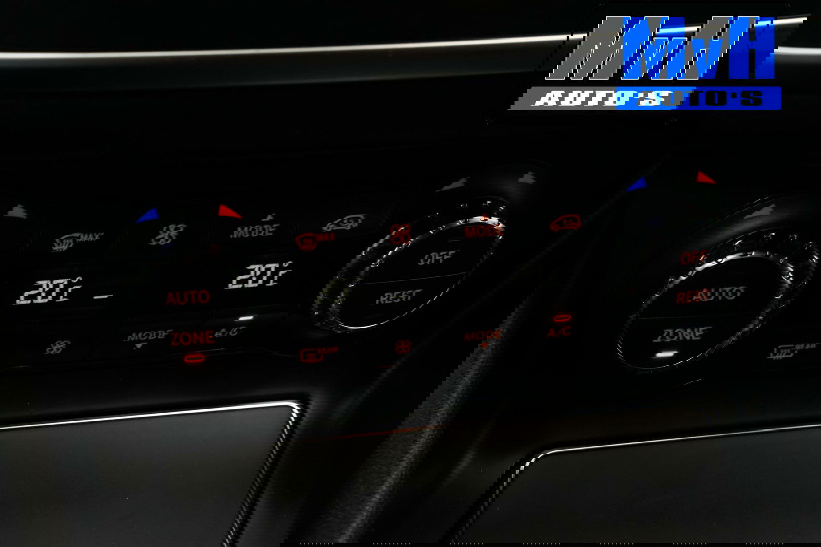 Mercedes-Benz GLA 180 Business Solution AMG|LED|CAMERA|NAP
