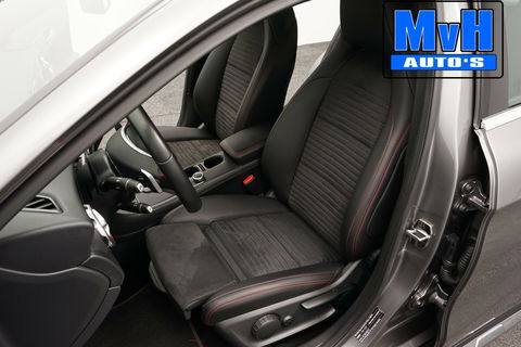 Mercedes-Benz GLA 180 Business Solution AMG|LED|CAMERA|NAP