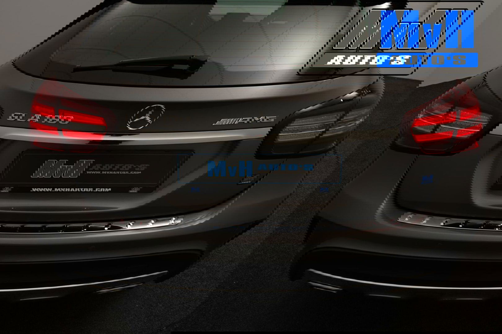 Mercedes-Benz GLA 180 Business Solution AMG|LED|CAMERA|NAP