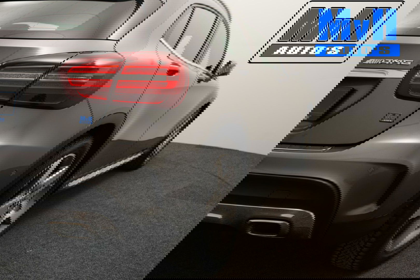 Mercedes-Benz GLA 180 Business Solution AMG|LED|CAMERA|NAP