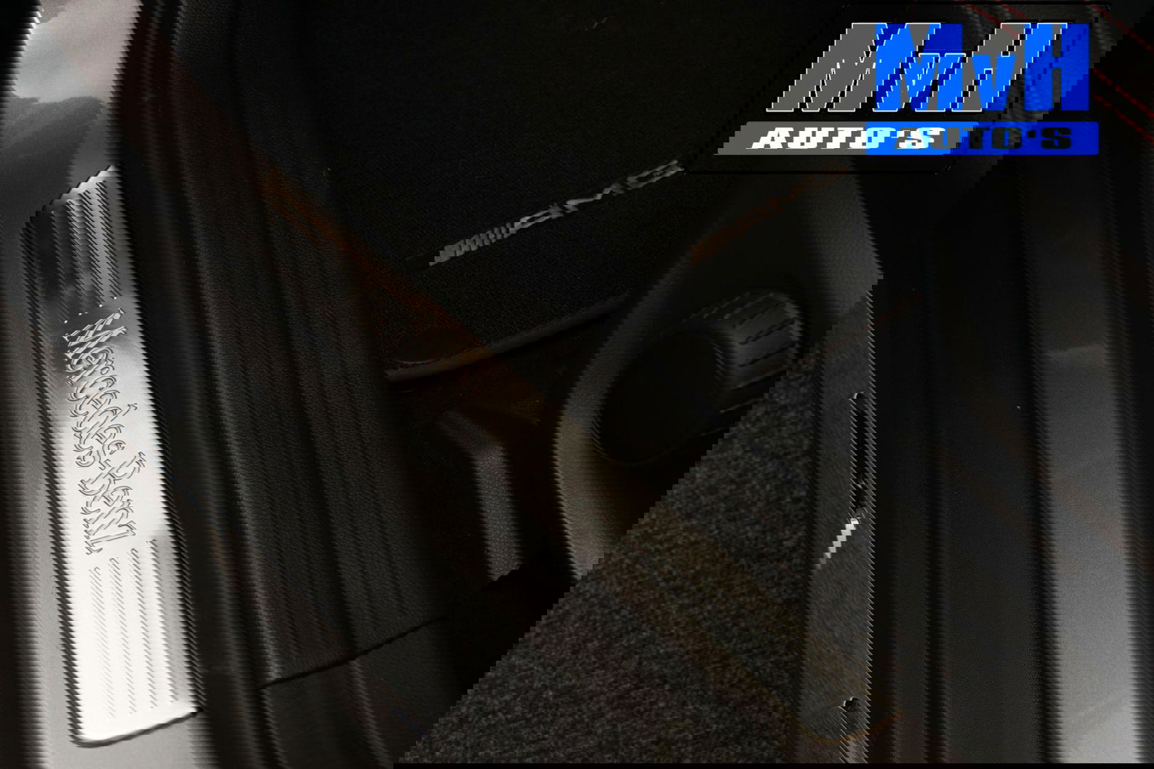 Mercedes-Benz GLA 180 Business Solution AMG|LED|CAMERA|NAP