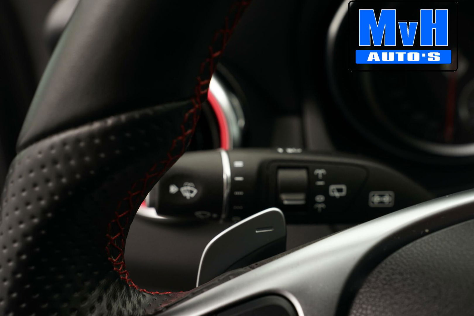Mercedes-Benz GLA 180 Business Solution AMG|LED|CAMERA|NAP