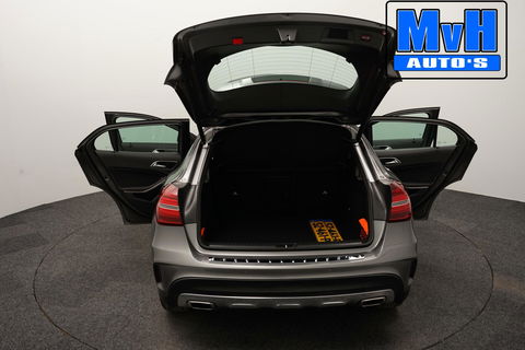 Mercedes-Benz GLA 180 Business Solution AMG|LED|CAMERA|NAP