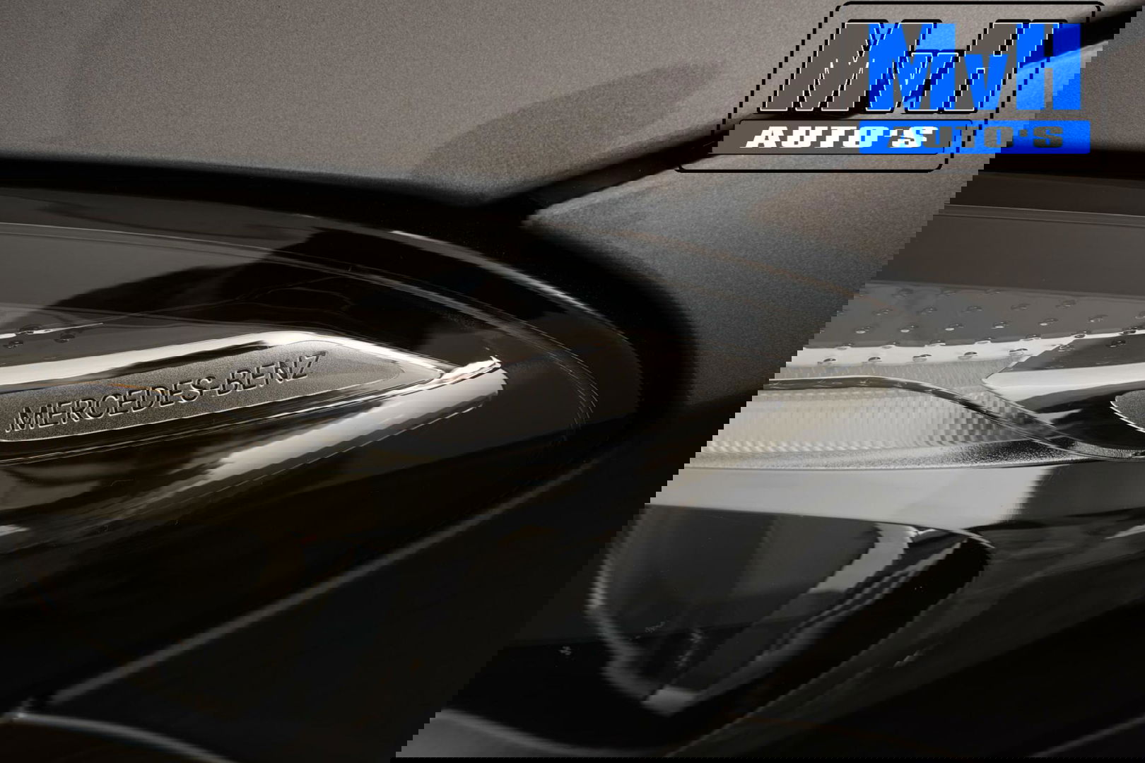 Mercedes-Benz GLA 180 Business Solution AMG|LED|CAMERA|NAP