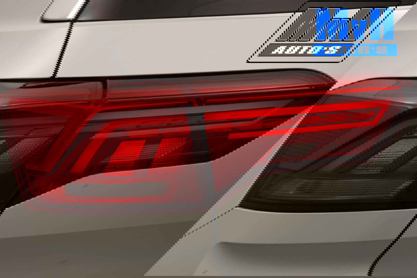 Volkswagen T-Roc 1.0 TSI Style 140PK|PANO|LED|TREKH|STOELVERW.