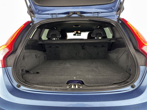 Volvo V60 2.4 D6 AWD Plug-In Hybrid R-Design Aut. *LEATHER-ALCANTARA | XENON | SPORT/HEATED-SEATS | NAVI-FULLMAP | ECC | PDC | CRUISE | 18''ALU | TOWBAR*