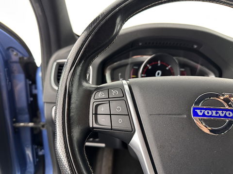 Volvo V60 2.4 D6 AWD Plug-In Hybrid R-Design Aut. *LEATHER-ALCANTARA | XENON | SPORT/HEATED-SEATS | NAVI-FULLMAP | ECC | PDC | CRUISE | 18''ALU | TOWBAR*