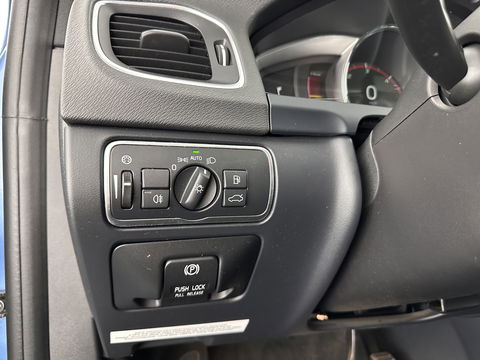Volvo V60 2.4 D6 AWD Plug-In Hybrid R-Design Aut. *LEATHER-ALCANTARA | XENON | SPORT/HEATED-SEATS | NAVI-FULLMAP | ECC | PDC | CRUISE | 18''ALU | TOWBAR*