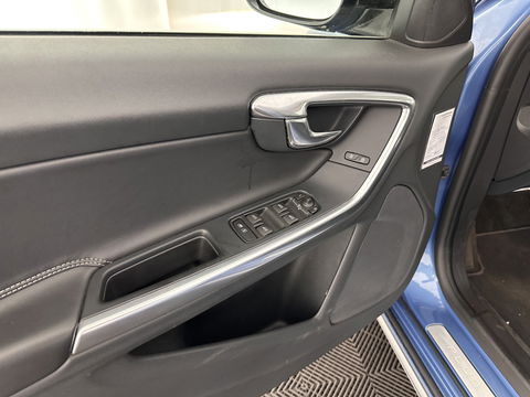 Volvo V60 2.4 D6 AWD Plug-In Hybrid R-Design Aut. *LEATHER-ALCANTARA | XENON | SPORT/HEATED-SEATS | NAVI-FULLMAP | ECC | PDC | CRUISE | 18''ALU | TOWBAR*