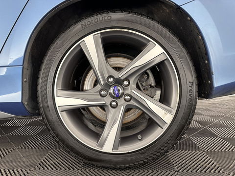 Volvo V60 2.4 D6 AWD Plug-In Hybrid R-Design Aut. *LEATHER-ALCANTARA | XENON | SPORT/HEATED-SEATS | NAVI-FULLMAP | ECC | PDC | CRUISE | 18''ALU | TOWBAR*