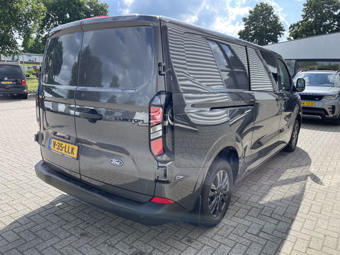 Ford Transit Custom 320 2.0 TDCI 136pk L2H1 Trend DC 6 persoons / NIEUW / BPM vrij! / rijklaar € 39.950 ex btw / lease vanaf € 715 / airco / cruise / camera / metallic lak / led koplampen / euro 6