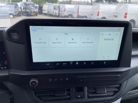 Ford Transit Custom 320 2.0 TDCI 136pk L2H1 Trend DC 6 persoons / NIEUW / BPM vrij! / rijklaar € 39.950 ex btw / lease vanaf € 715 / airco / cruise / camera / metallic lak / led koplampen / euro 6