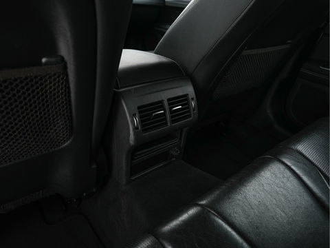 Jaguar XF 2.0d Portfolio R-Sportpack Aut. *LUXURY-LEATHER | BI-XENON | NAVI-FULLMAP | MERIDIAN-AUDIO | HEATED-COMFORTSEATS | CAMERA | AMBIENT-LIGHT | ECC | MEMORY-PACK | KEYLESS | PDC | AMBIENT-LIGHT | SHIFT-PADDLES | LANE-ASSIS