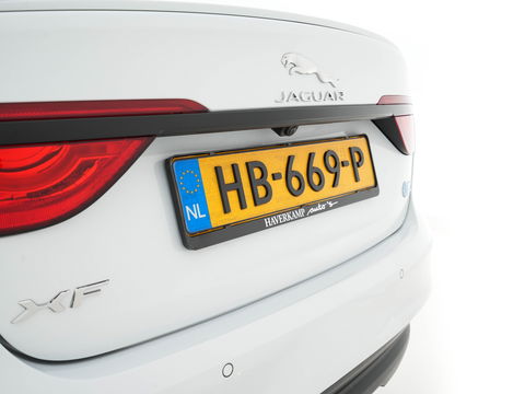 Jaguar XF 2.0d Portfolio R-Sportpack Aut. *LUXURY-LEATHER | BI-XENON | NAVI-FULLMAP | MERIDIAN-AUDIO | HEATED-COMFORTSEATS | CAMERA | AMBIENT-LIGHT | ECC | MEMORY-PACK | KEYLESS | PDC | AMBIENT-LIGHT | SHIFT-PADDLES | LANE-ASSIS